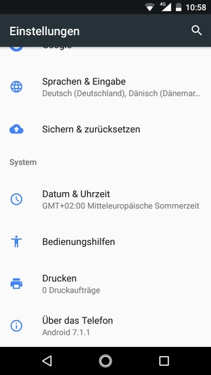 Scrollen Sie und wählen Sie Über das
Telefon