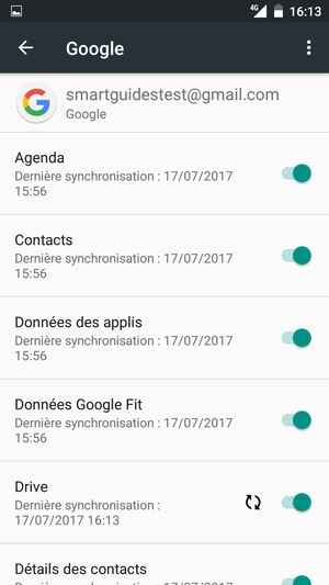Assurez-vous que Contacts est sélectionné