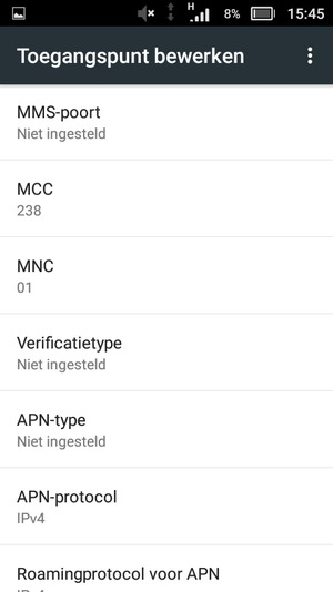 Scroll naar beneden en voer internetgegevens in