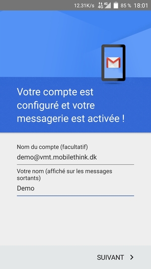 Donnez un nom à votre compte et saisissez votre nom. Sélectionnez SUIVANT