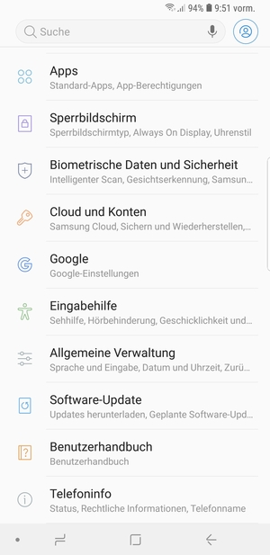 Scrollen Sie und wählen Sie Cloud und Konten