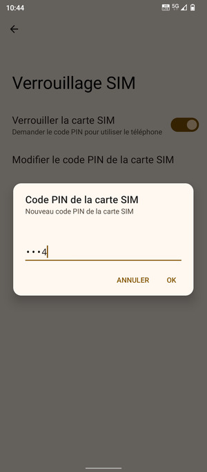 Saisissez votre Nouveau code PIN de la carte SIM et sélectionnez OK