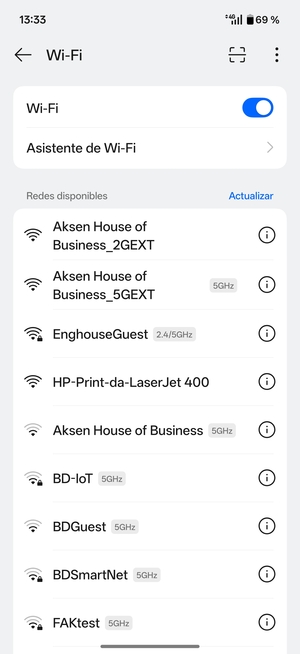 Seleccione la red inalámbrica a la que desea conectarse