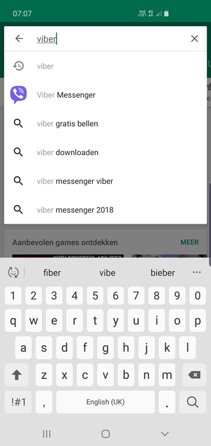 Voer de app-naam in en selecteer Zoeken