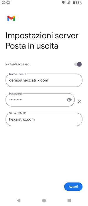 Inserisci l'indirizzo del server di posta in uscita e seleziona Avanti