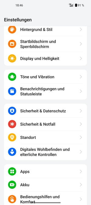 Scrollen Sie und wählen Sie Sicherheit & Datenschutz