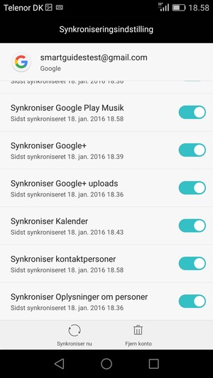 Kontroller at Synkroniser kontaktpersoner er valgt