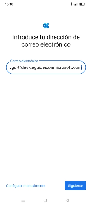 Introduzca su Dirección de correo electrónico y seleccione Configurar manualmente