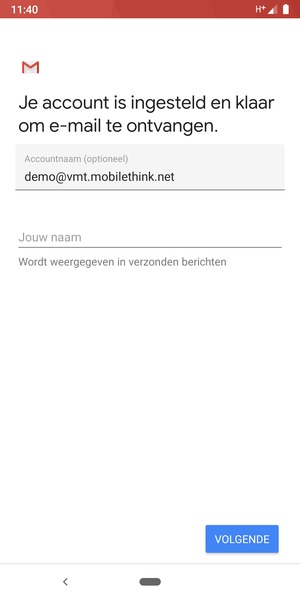Geef uw account een naam en voer uw naam in. Selecteer VOLGENDE