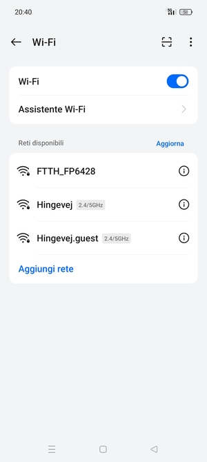 Seleziona la rete wireless a cui desideri connetterti